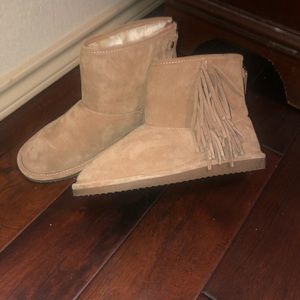 Brown Low-Cut Boots